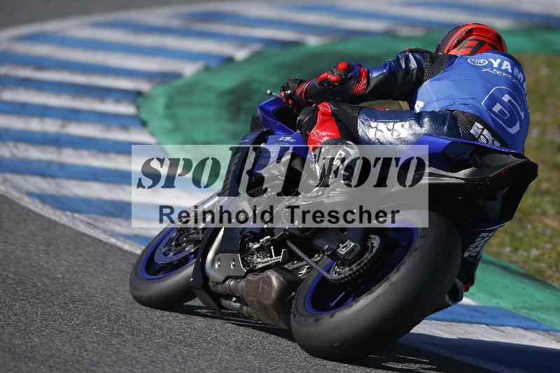 /Archiv-2024/02 29.01.-02.02.2024 Moto Center Thun Jerez/Gruppe gruen-green/backside